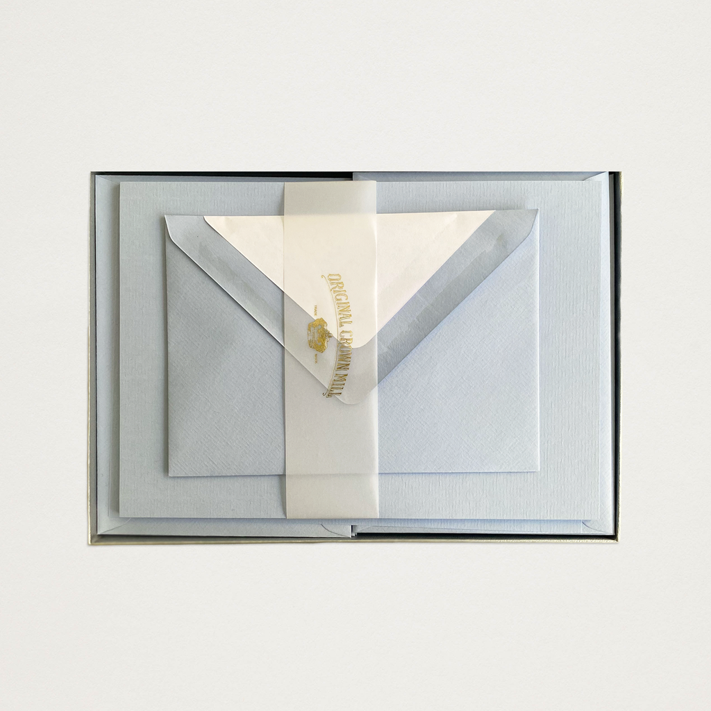 Conjunto de papel de carta A5 + envelopes forrados em papel vergê azul (x25)