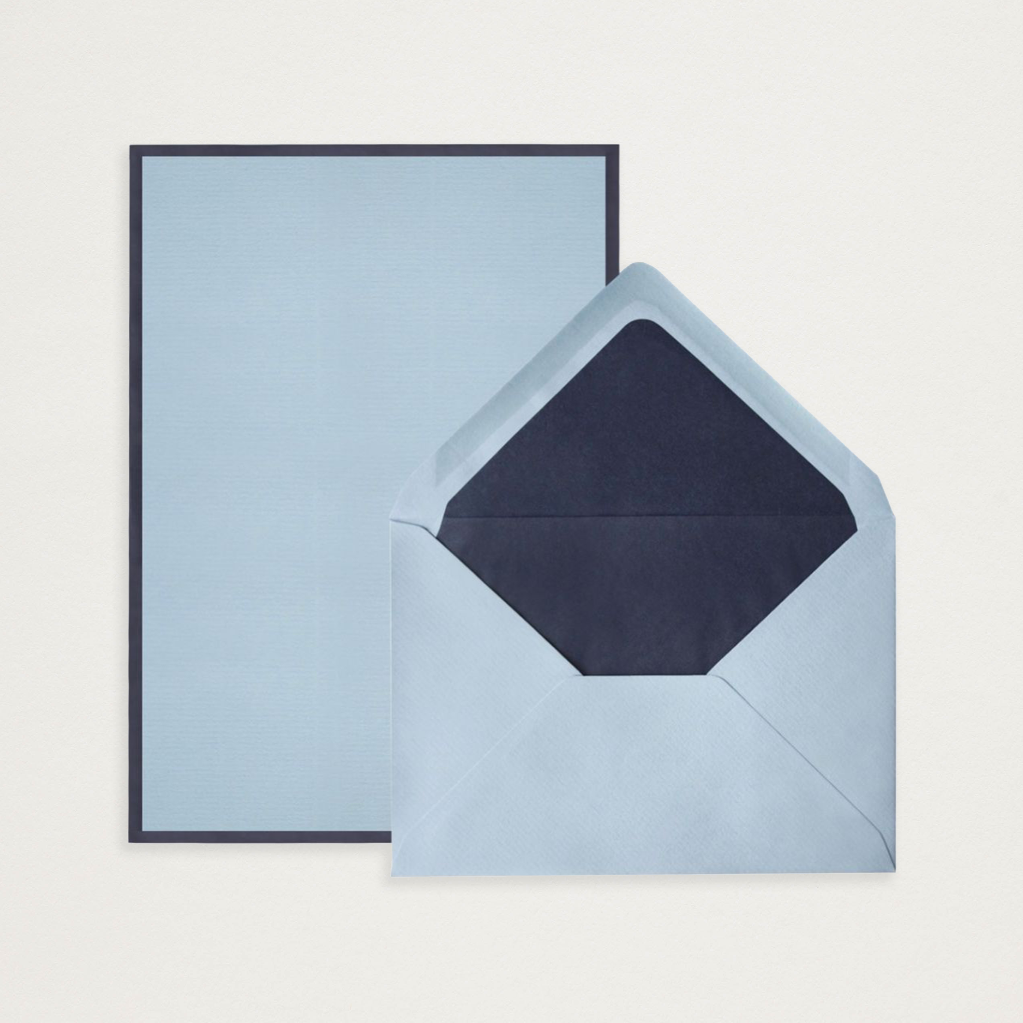 Conjunto de papel de carta azul + envelopes com moldura azul-escura A5 (x25)