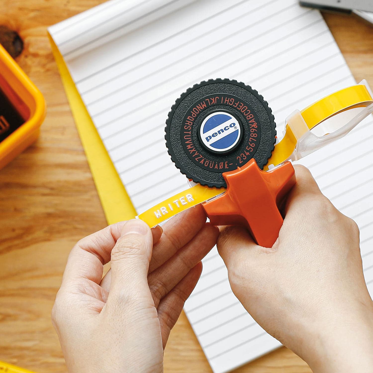 Rotuladora cor de laranja