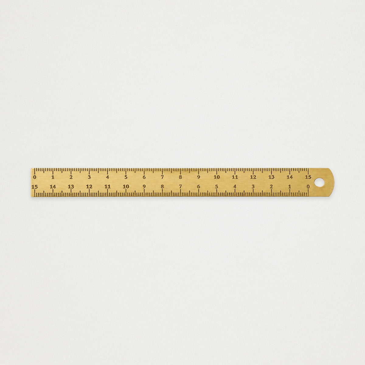 Régua em latão 15cm