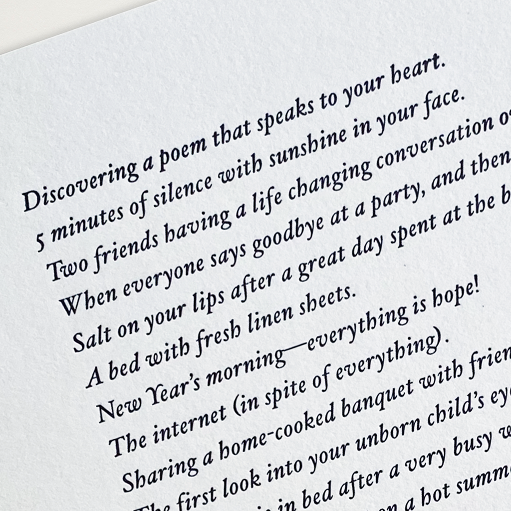 Cartão-poema “It's the little things” em letterpress