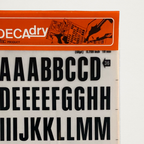 Decadry Alfabeto sem serifa