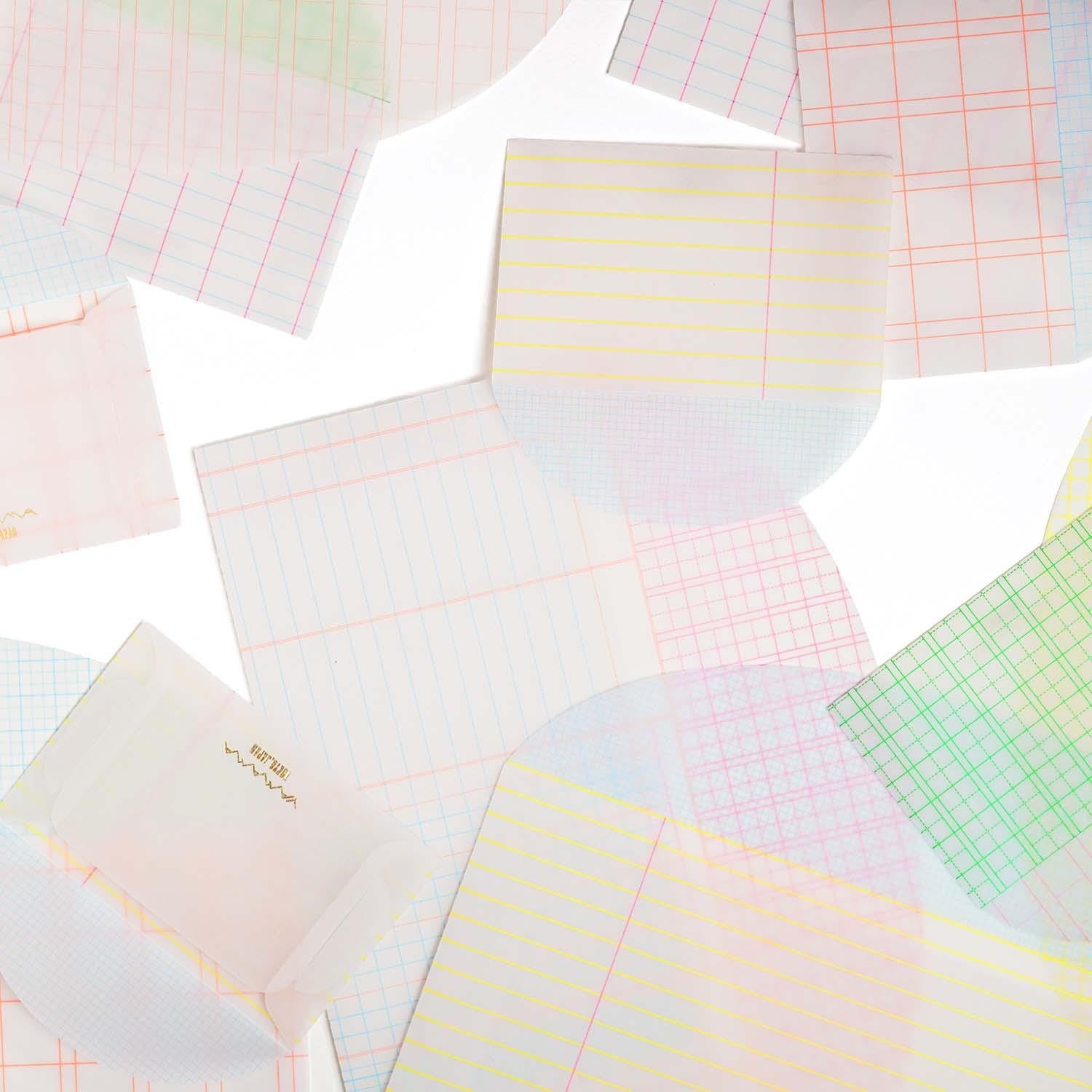 Mini envelopes em papel vegetal